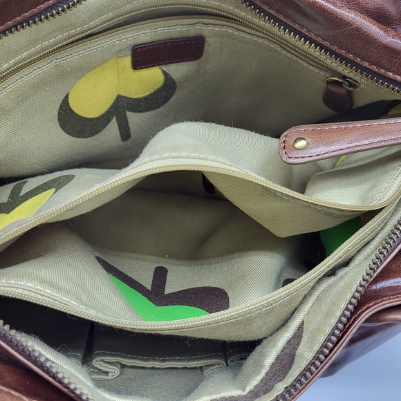 Vintage style brown leather pleated, top zipper closure large strap tote handbag - Picture 11 of 15